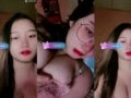 Sambil Tiduran Jilat Susu Isa Mell ID 13701129 Mango