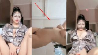 Eksis Abis Miss Van Pamer Toket Pulen Telanjang Dream