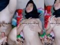 Putri Adelia Mendesah Nikmat Hijab Crotin Beb
