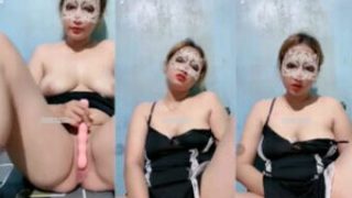 Silvia Minum Ramuan Biar Kuat Ngocok Dildo Dream