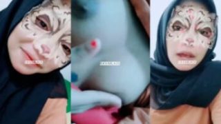 Spill Toket Araa Jilbab Duet Sama Temannya di Dream