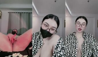 Dara Bahenol Sempit Ketagihan WOT Dildo ID 91833952 Mango