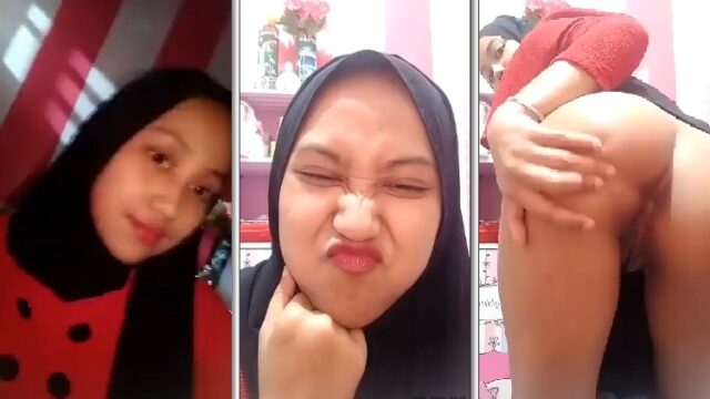 Pamer Nunjukin Lubang Puki Sama Pantat