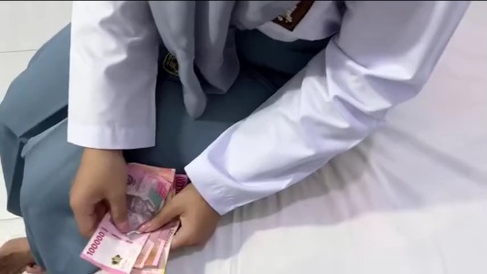 Sewa Siswi SMA Pakai Kondom Takut Hamil