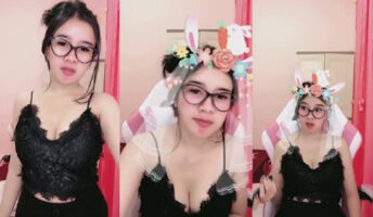 Vanyaa Imut Baju Haram Belahan Dada Basah Dream